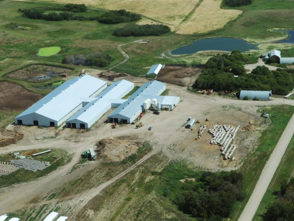 Dairy Farm Bulyea, Saskatchewan 2437 Royal LePage Riverbend Realty Farm Division